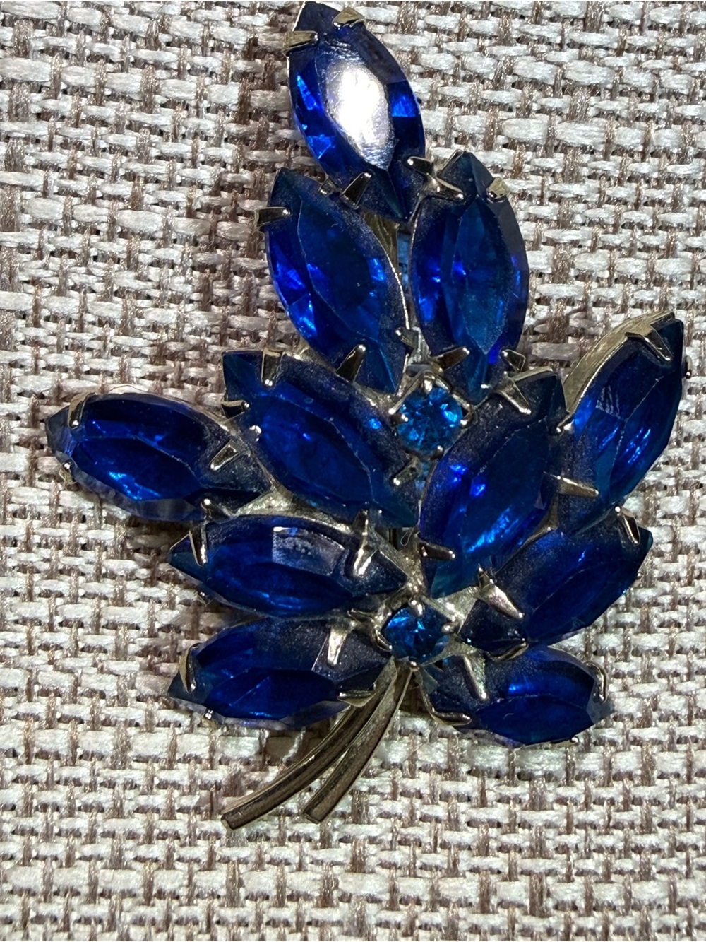 Vintage Blue Brooch Crystal Leaf - Capri Blue gold tone Marquis round prong-set